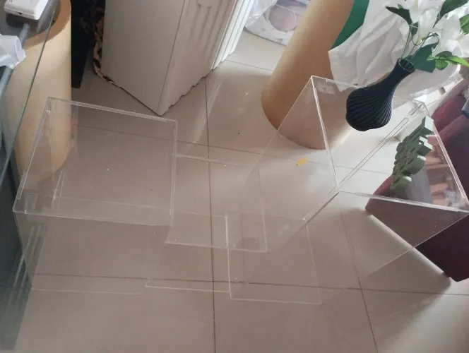 Cubo acrílico