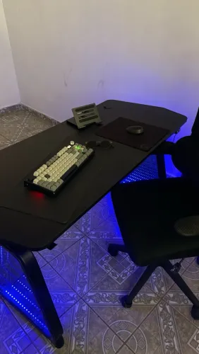 Vender hoje! | Kit Setup Gamer | Mesa Mancer RGB + Cadeira Ergonômica + K86 + Suporte Top+