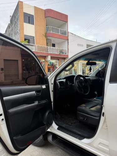 Toyota Hilux CD SRV 4X4 2.8 TDI Diesel Aut. 2017