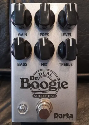 Pedal Darta Effects Doctor Boogie distortion do canal 3 do Mesa Boogie Dual Rectifier
