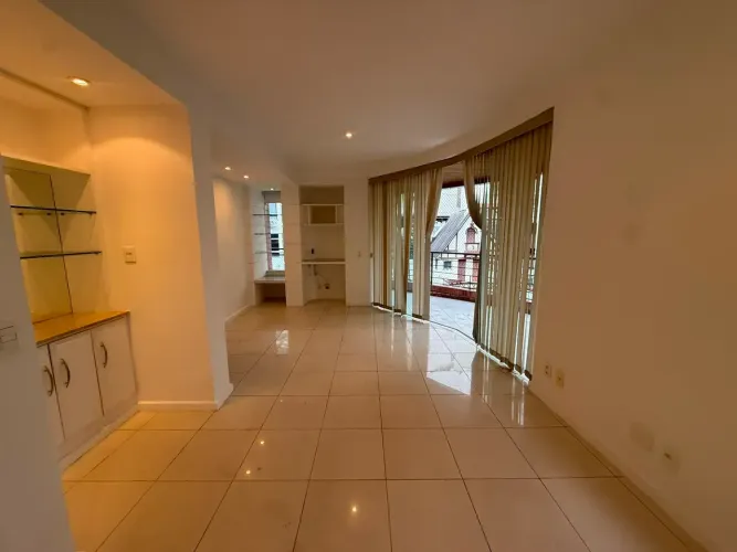 Imóvel para venda tem 99 metros quadrados com 1 quarto em Lagoa - Rio de Janeiro - RJ