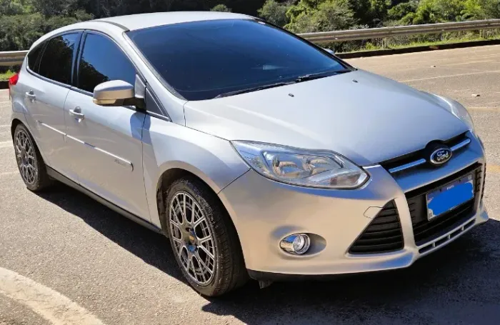 Ford Focus 1.6 S/se/se Plus Flex 8v/16v 5P 2014