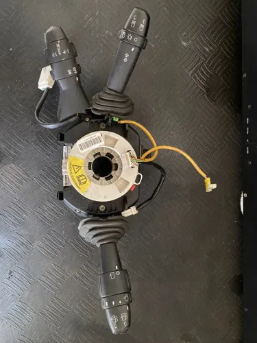 Chave de seta fiat stilo com ascendimento automatico do farol e airbag