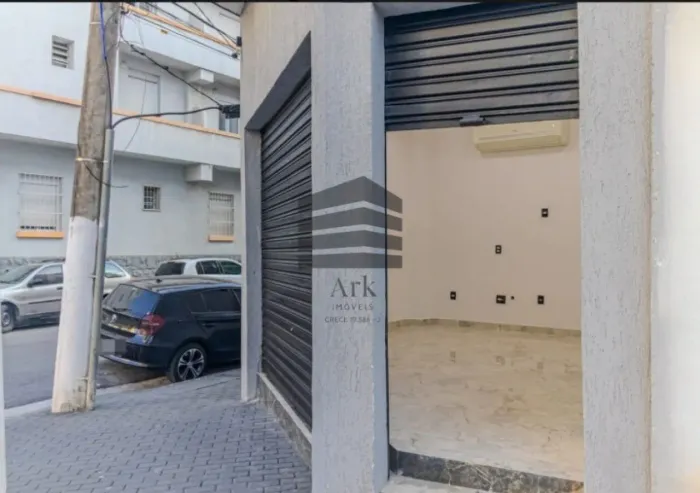 Sala comercia lreformada para locação com 30m²