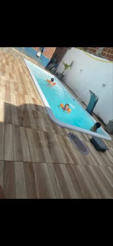 Venda de piscina seis metros
