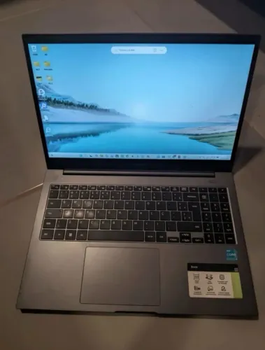 Notebook Samsung Book i3 - 8 GB RAM + SSD 120 GB + HD 500 GB