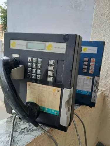 Vende-se telefone orelhão enfeite decoracao