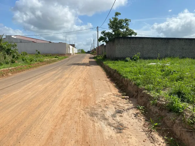 Dois terrenos no bairro Santa Marina