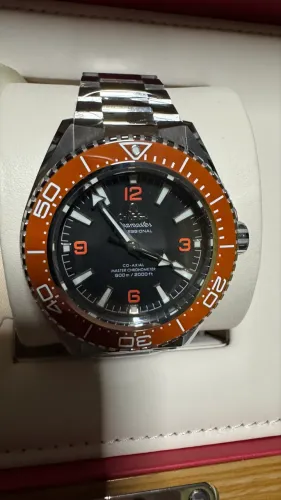 Relógio de luxo omega