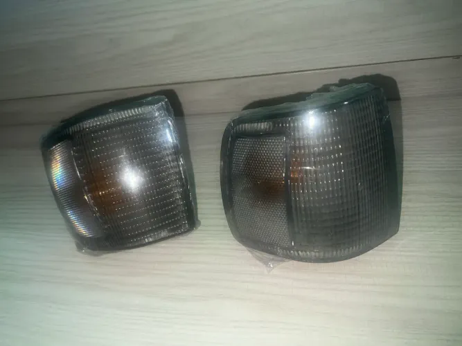 Par de lanternas de pisca/seta dianteiras para a linha Volkswagen 91/95
