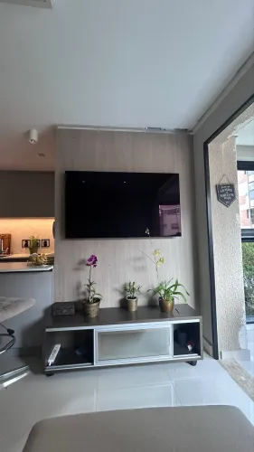 Painel de TV + Aparador