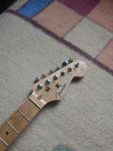 Guitarra Fender Stratocaster Preta