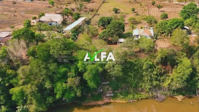 Chácara na Beira do Rio das Garças à venda, 13.500 m² por R$ 490.000,00 - Zona Rural -Port