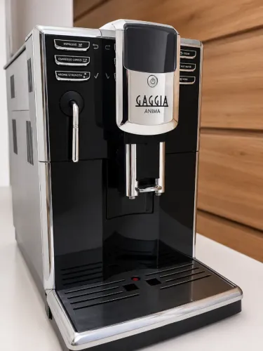 Cafeteira Automática Gaggia Anima - Espresso com Moedor Integrado | Excelente Estado