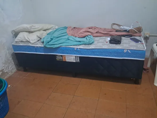 Cama solteiro 110 reais