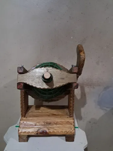 Suporte garrafão giratorio pra vinho