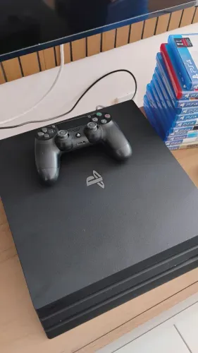 Ps4 pro 1T última versão lançada 