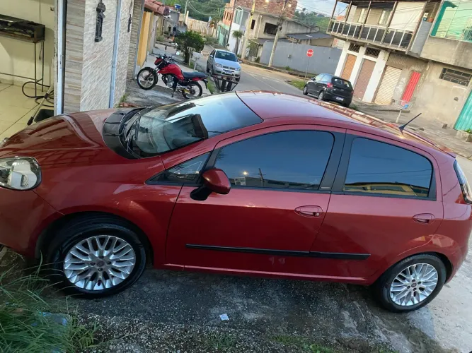 Fiat Punto Essence 1.6 Flex 16V 5P 2013