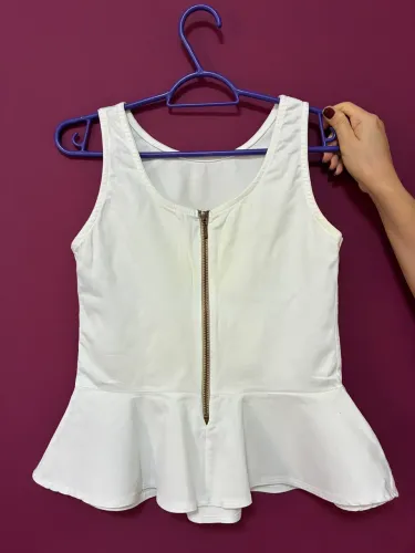 Blusas femininas laise e peplum