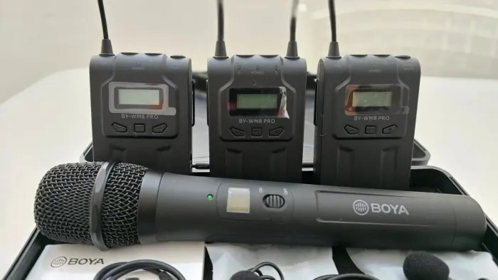 MICROFONE BOYA LAPELA E BASTÃO KIT COMPLETO