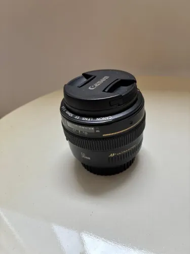 Canon EF - 50mm 1.4