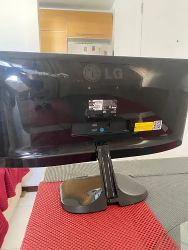 MONITOR LG 