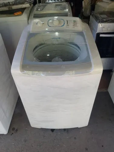 Máquina de lavar Electrolux 12 kg semi-nova