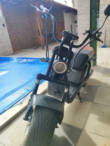 Moto elétrica atinge 80km/hora 3000watts (muito forte)