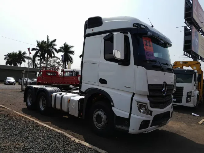 Mercedes-Benz Actros 2651LS/33 6X4 2021/2021 VAMOS SEMINOVOS Uberlândia