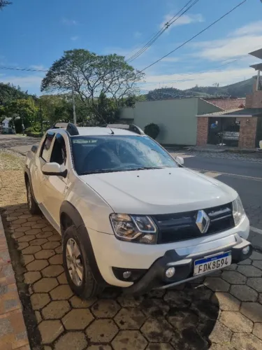 Renault Duster Oroch Dyna. 2.0 Hi-flex 16V Aut. 2017