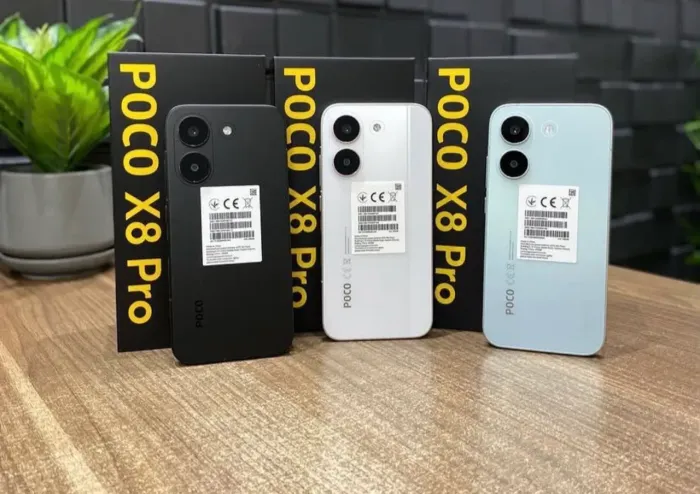 POCO X8 PRO 5G 8+512GB -R$ 2399,00 (preto branco verde)