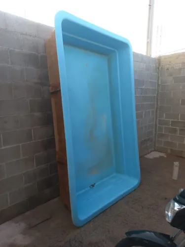 PISCINA 2.000 LITROS COM DETALHES