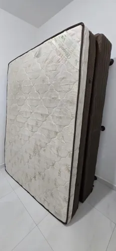 Cama + colchão casal