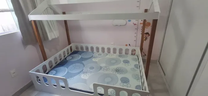 Cama montessoriana casal casinha