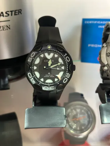 Citizen orca preto exclusivo ?