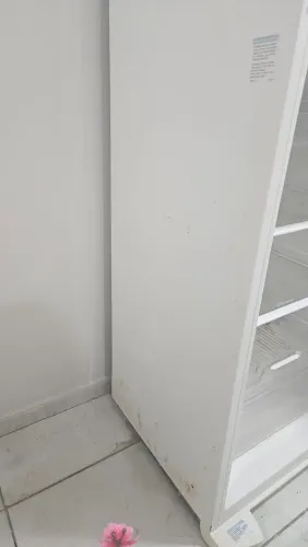Geladeira está sem gelar