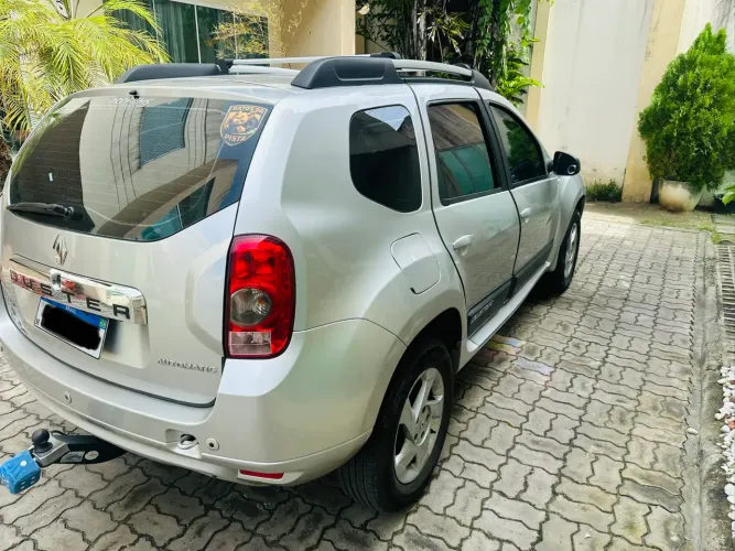 Renault Duster Dynamique 2.0 Hi-flex 16V Aut. 2015