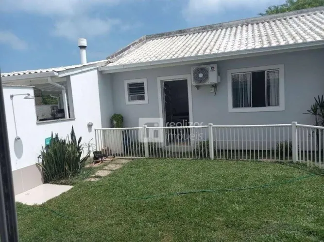 Casa Residencial à venda, Canasvieiras, Florianópolis - CA0044.