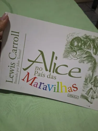 livro alice no país das maravilhas - edição de portugal