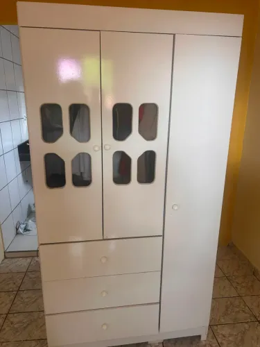 Vendo guarda roupa infantil