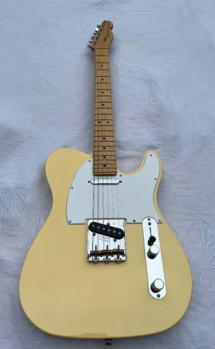 GUITARRA FENDER STRATOCASTER AMERICANA 2022 PERFORMANCE vendo ou troco por automóvel 