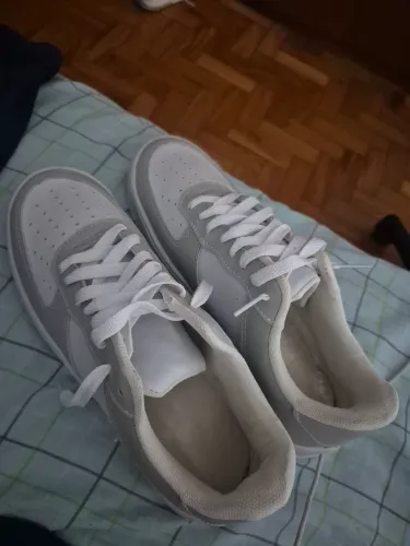 Tênis unisex confortável