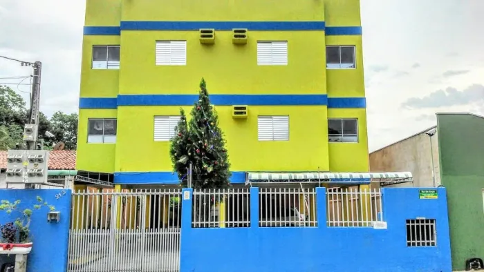 Alugo ap.mobiliado completo 50M2/excelente loc.