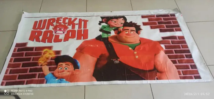 Vendo Kit Detona Ralph R$ 150,00. Saia 1,00 A X 2,00 L. Banner 1,50 A X 2,00 L. 71 99384-7