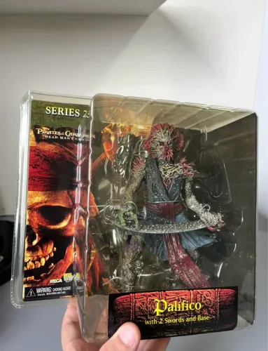 Figura NECA - Palifico - Piratas do Caribe