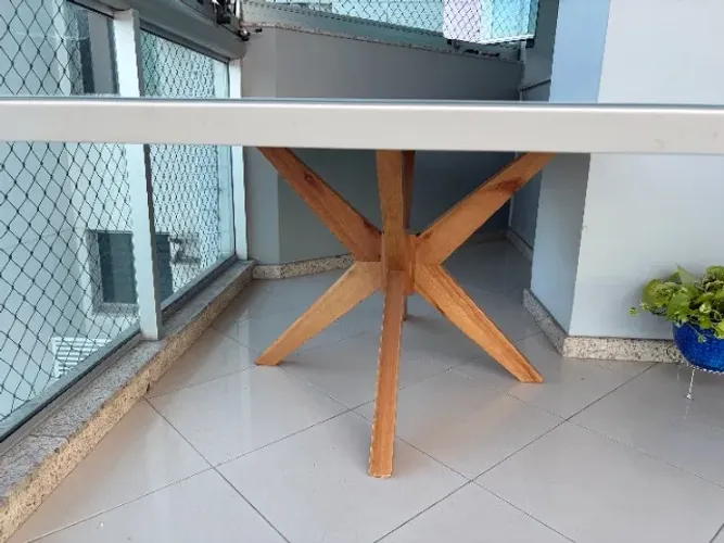 mesa jantar retangular marcaTurim 2,20x1,10x0,76 cm, cor off white/castanho, tampão vidro