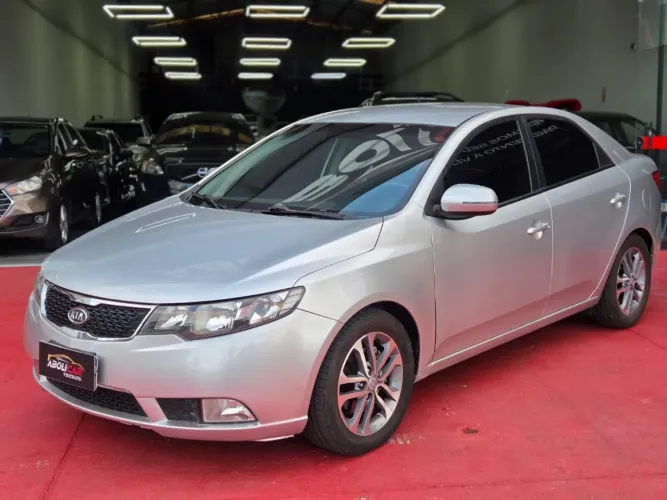 Kia Motors Cerato 1.6 16V Aut. 2012