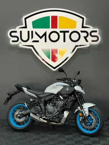 YAMAHA SEM DETALHES DE USO EMPLACADA APENAS 0.52 KM NOVA ZERADA SUL MOTORS 