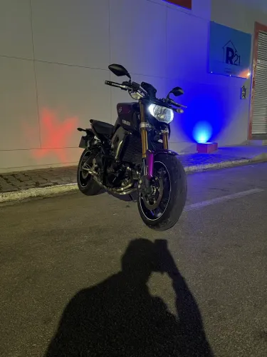 MT 09