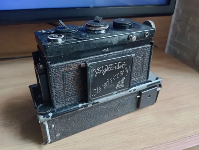 Camera fotográfica voiglander stereflektosp